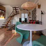 Casa Calderon Hondo, Design, Views And Poll Lajares Hébergement de vacances *