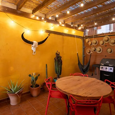 Casa Calderon Hondo, Design, Views And Poll Lajares Tatil Evi *