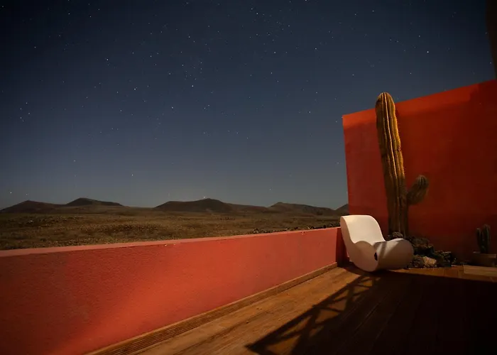 Casa Calderon Hondo, Design, Views And Poll Lajares *