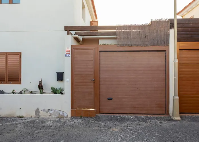 Σπίτι διακοπών Casa Calderon Hondo, Design, Views And Poll Lajares *